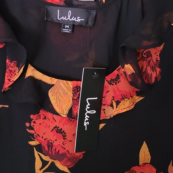 NWT Lulus floral print dress🌹. - Picture 5 of 7